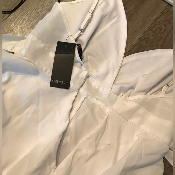 Summer blow out $15!! - Picture 4 of 8